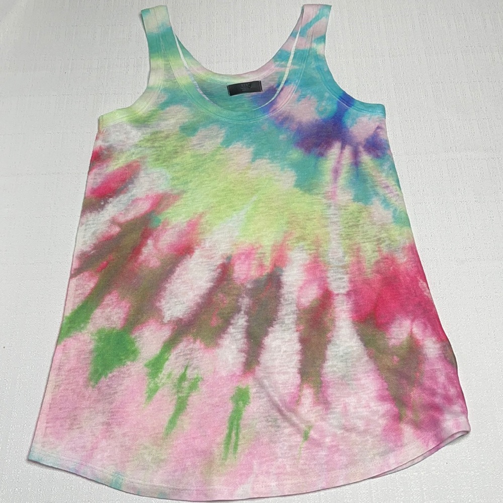 xync Women tie dye tank size small